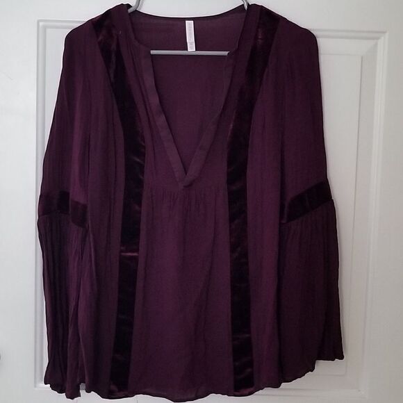 Xhilaration Long Sleeve Shirt - Picture 1 of 3